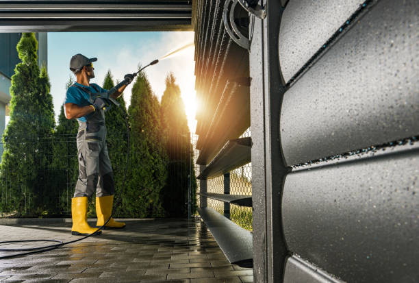 Best Concrete Sealing  in Falls City, OR